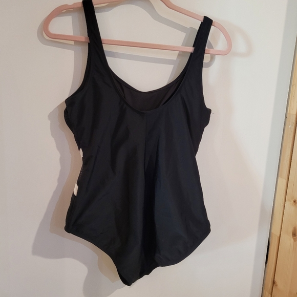 Catalina women's size Large 12-14 modest bathingsuit black - Picture 2 of 7